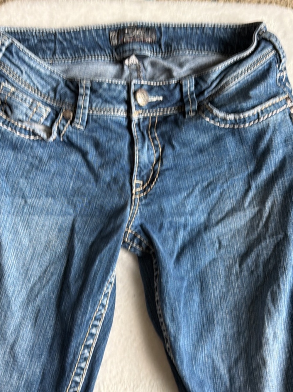 Classic Blue Women’s Jeans - Mid Wash